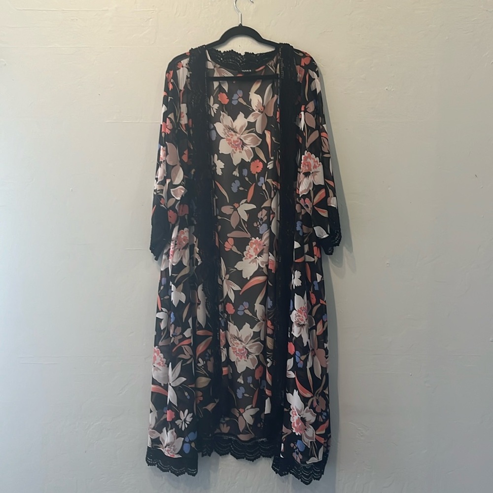Plus size floral Torrid long sheer cardigan with lace trim